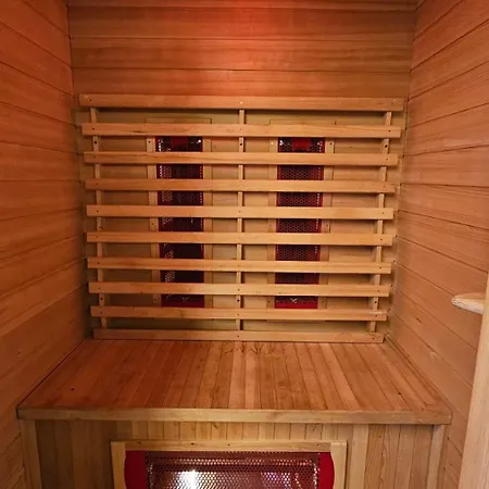 ヴィラ Monti Pozarnica